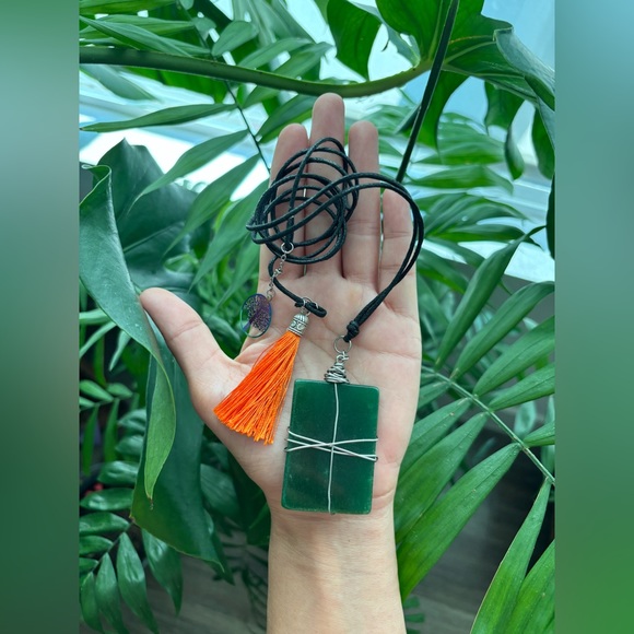 Jade necklace - Picture 2 of 6